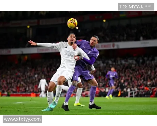 那不勒斯狂胜尤文图斯足总杯乌龙球瞬间点燃全场激情