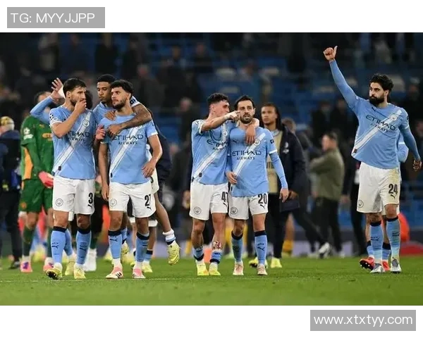 中超激战曼联与阿森纳战成平局绝杀瞬间引发全场狂欢与转会传闻