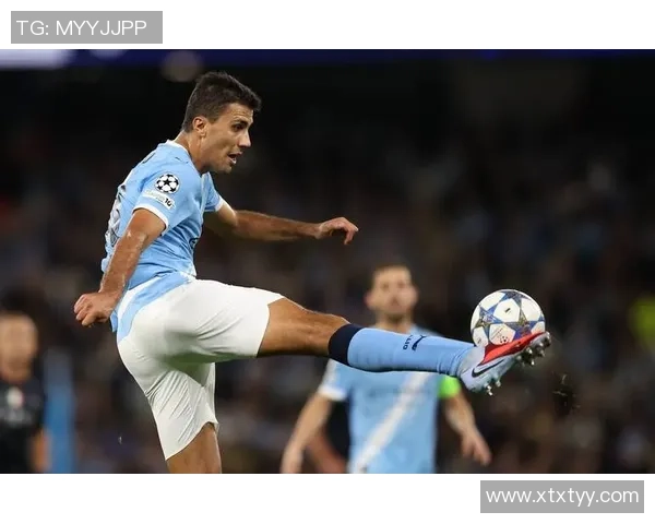 欧联杯惊天逆转那不勒斯点球大战战胜曼城全场沸腾