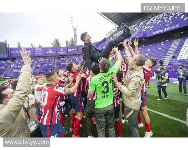 国王杯精彩对决曼联与波尔图战成平局帽子戏法引爆全场激情